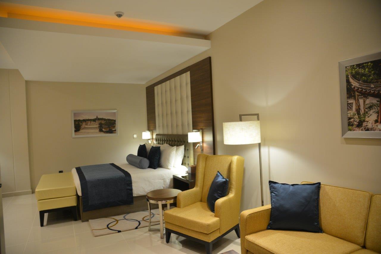 The Envoy Hotel 아부자 외부 사진