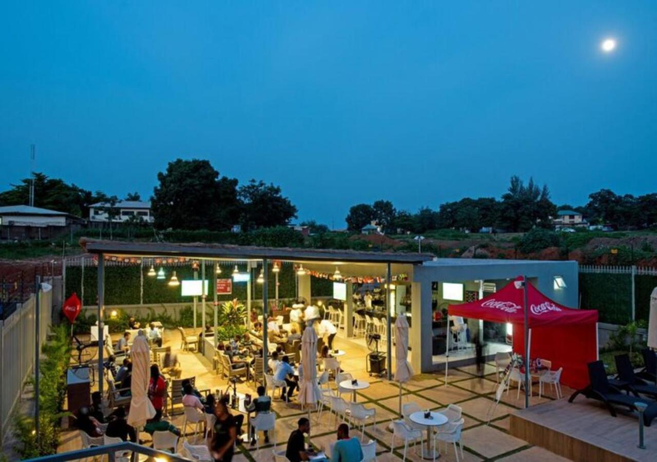 The Envoy Hotel 아부자 외부 사진