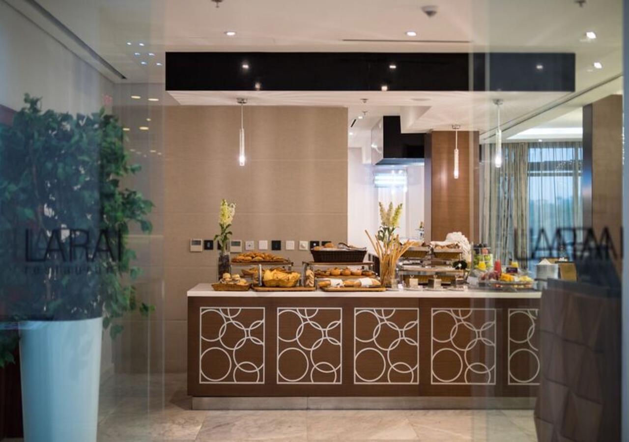 The Envoy Hotel 아부자 외부 사진