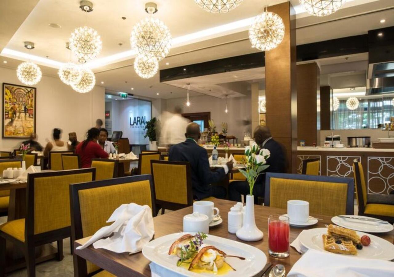 The Envoy Hotel 아부자 외부 사진