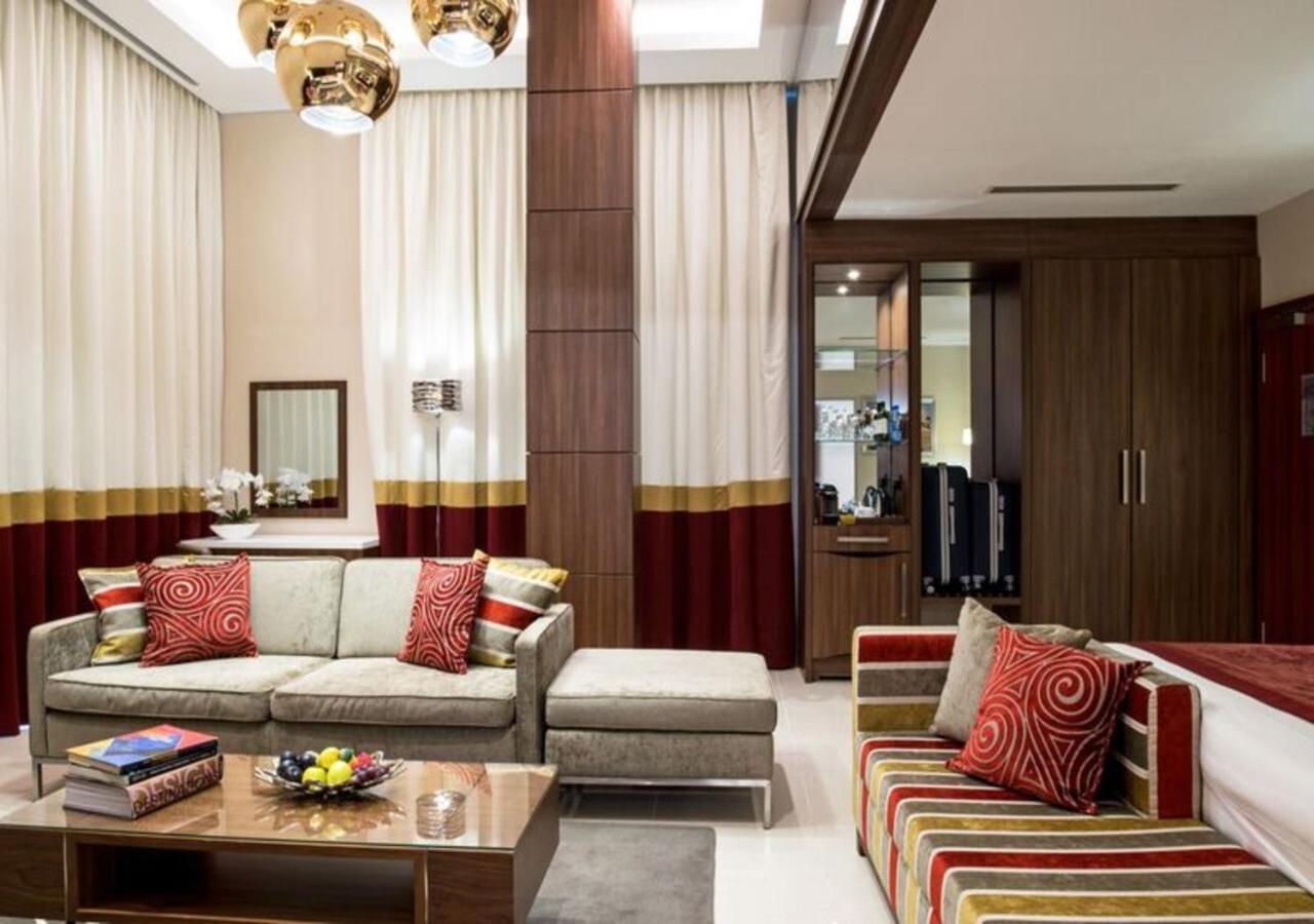 The Envoy Hotel 아부자 외부 사진