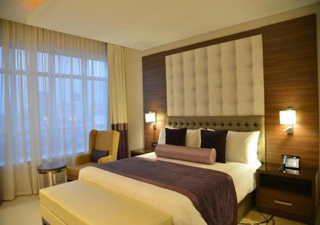 The Envoy Hotel 아부자 외부 사진